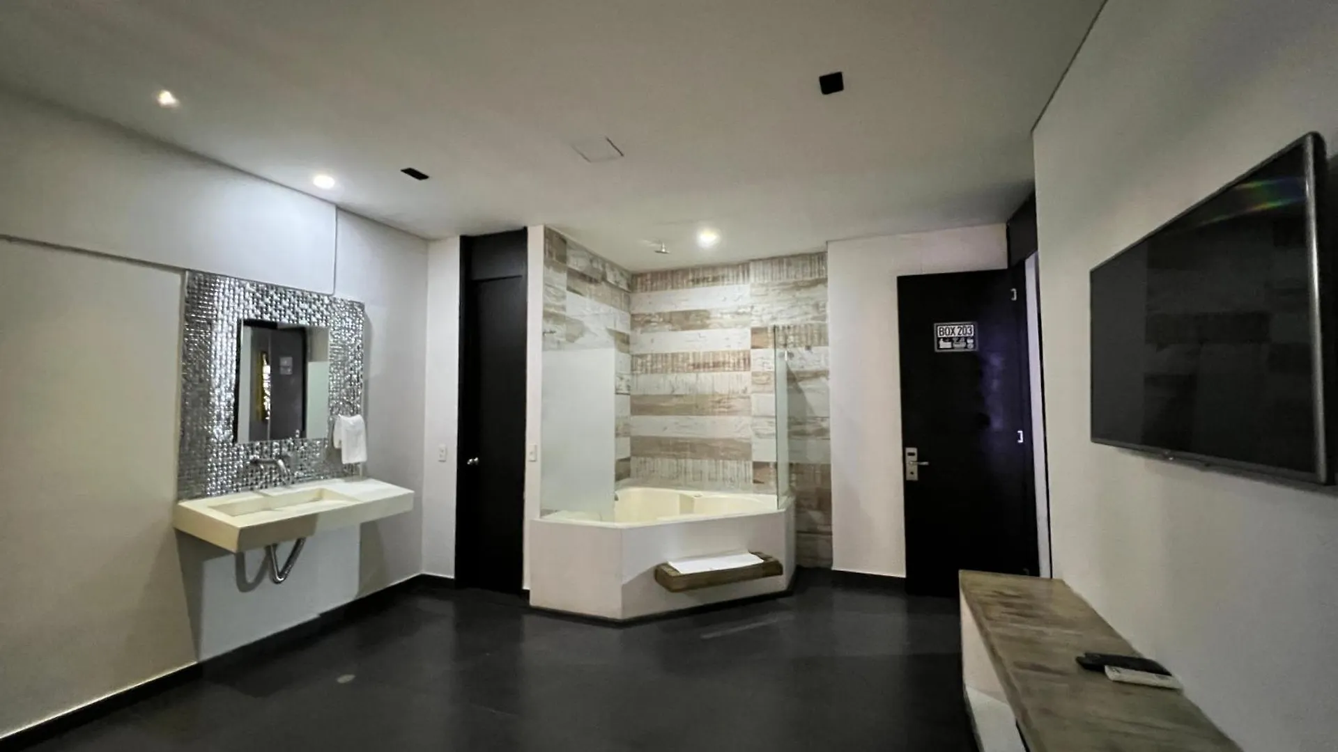 Hotel Medellin Arte 3*,