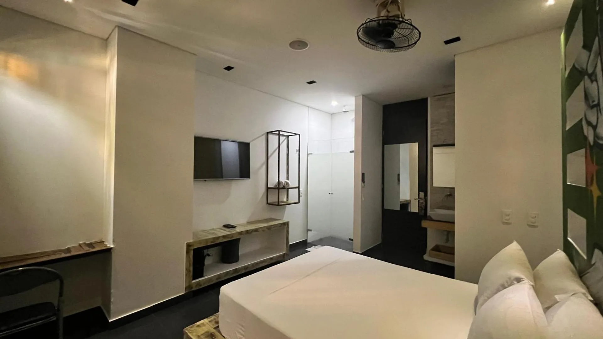 Hotel Medellin Arte